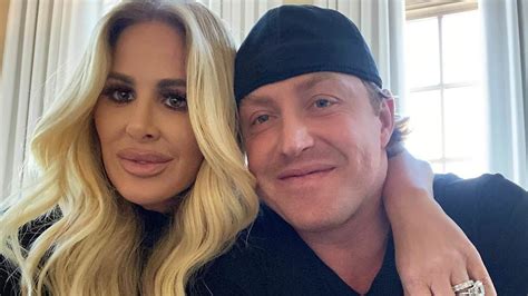 Kim Zolciak is now selling off her husband Kroy 